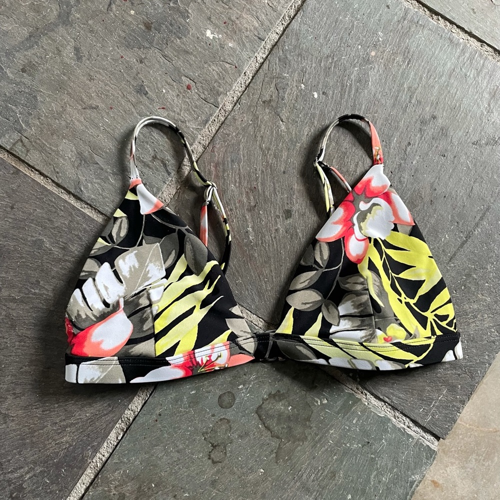 Hollister bikini top